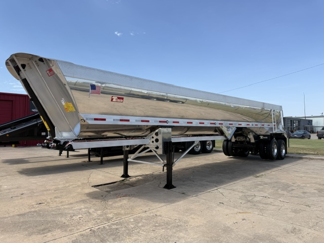 Brown Trailer Sales trailer gallery image