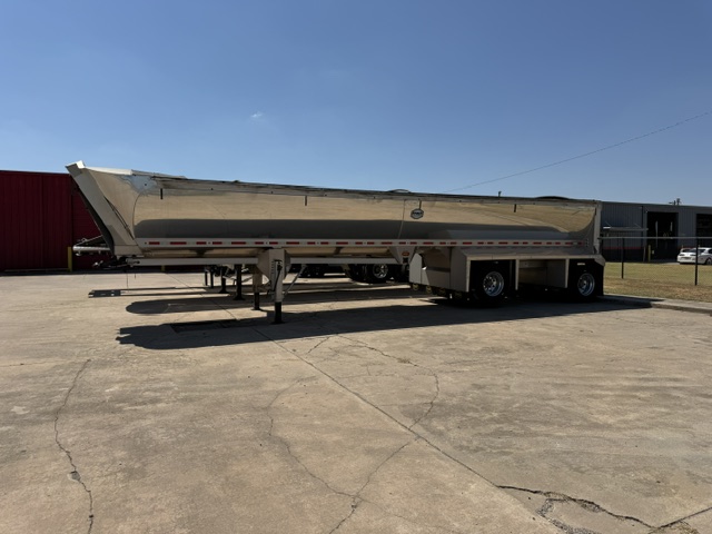 Brown Trailer Sales trailer gallery image